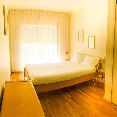 Holiday home T3 Em Moledo Com Piscina Privada A 100m Da