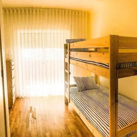 Holiday home T3 Em Moledo Com Piscina Privada A 100m Da *